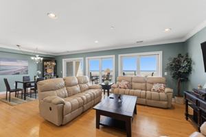featured image of 101 W Spruce Ave