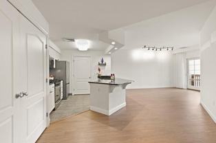 540 Cranbury Rd - Photo 1 of 1