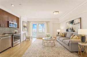 featured image of 390 Ocean Ave #QD2DQ