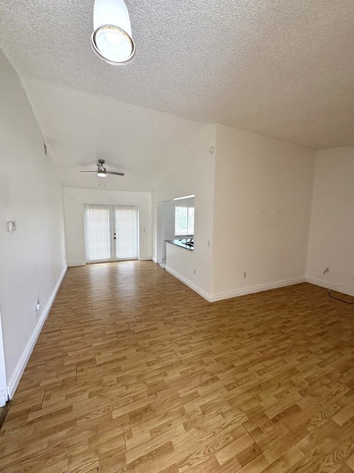 3567 Sw 151st St - Photo 2 of 20