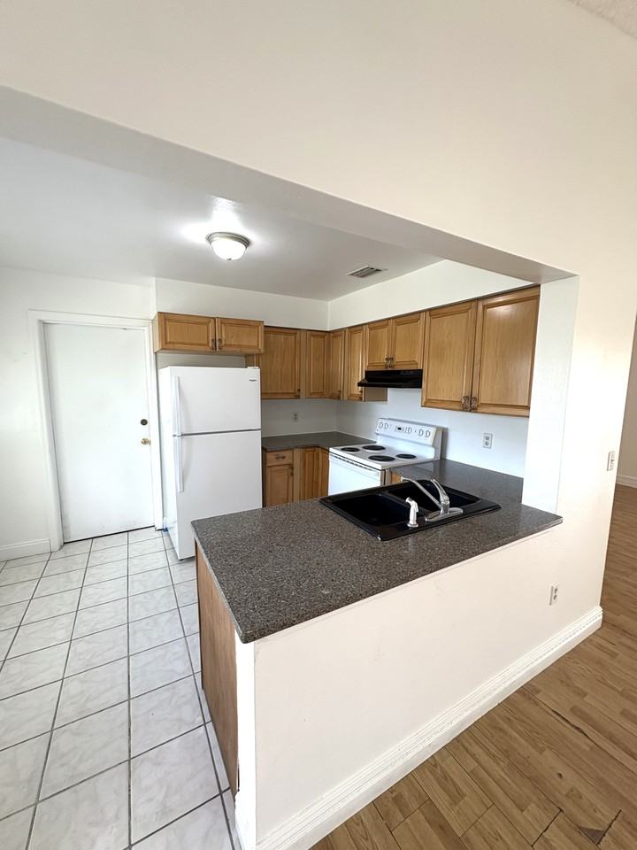 3567 Sw 151st St - Photo 6 of 20