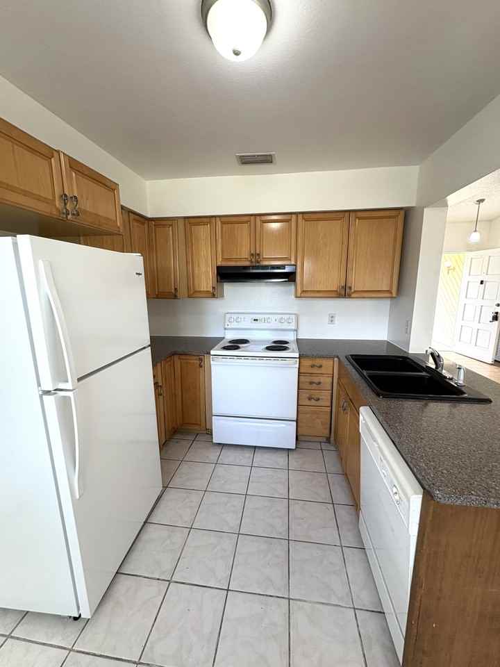 3567 Sw 151st St - Photo 7 of 20