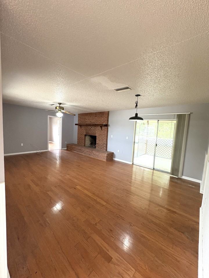 15013 Sw 35th Avenue Rd - Photo 2 of 18