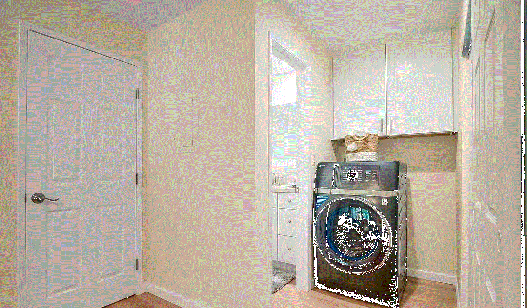 28915 Thousand Oaks Blvd - Photo 2 of 9