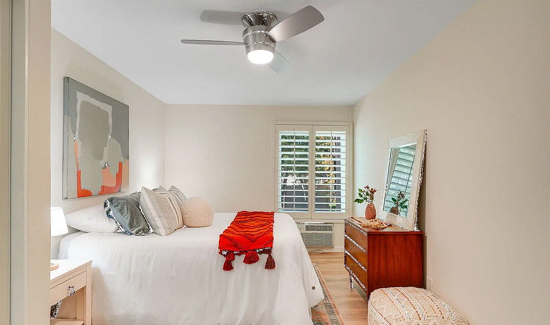 28915 Thousand Oaks Blvd - Photo 4 of 9