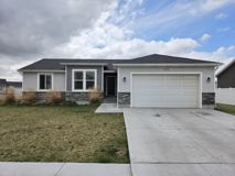 3992 Inglewood Dr - Photo 1 of 1