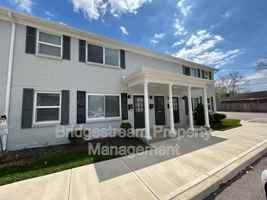 featured image of 92 W Franklin St #2