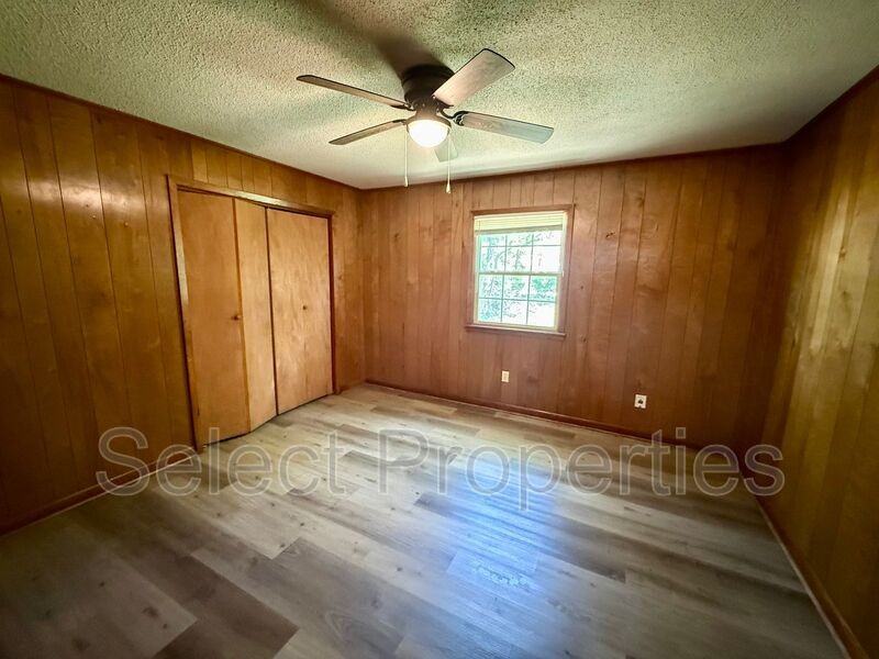819 W Matthews Ave #4 - Photo 6 of 6