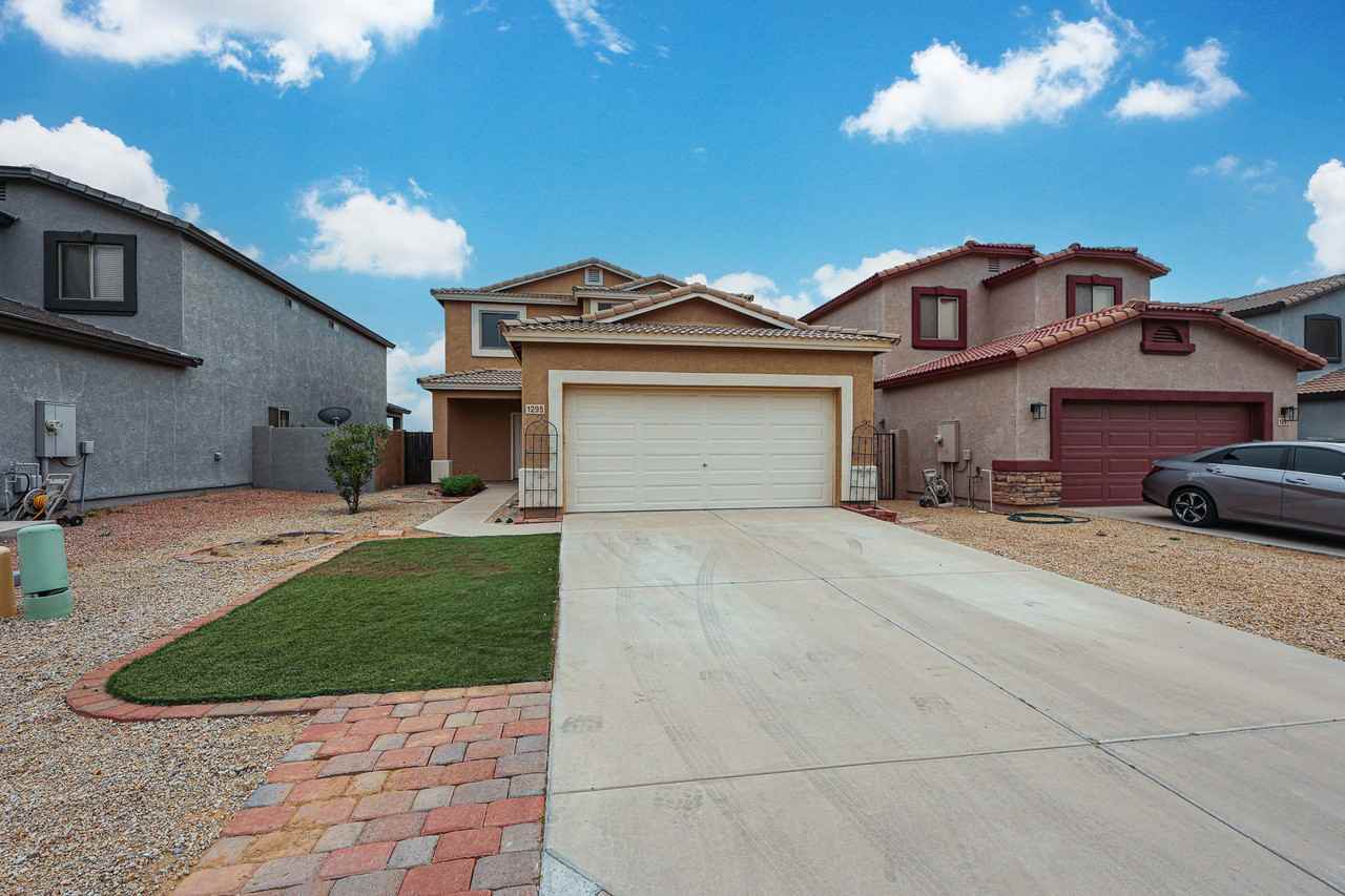 1295 E Leaf Rd - Photo 3 of 45