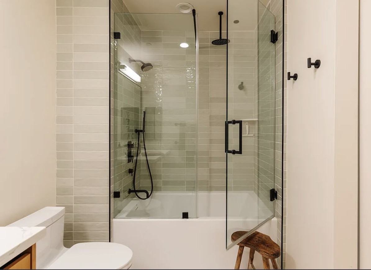 1912 Broadway #207 - Photo 6 of 9