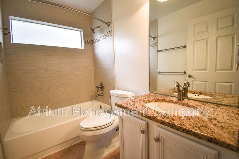 105 N Weathersfield Ave - Photo 6 of 11