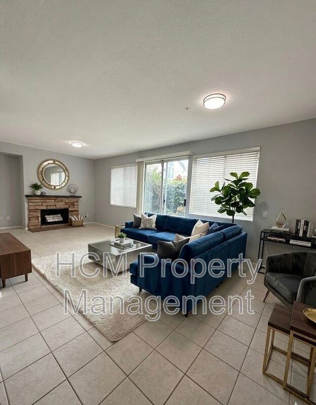 651 Jensen Pl - Photo 6 of 31