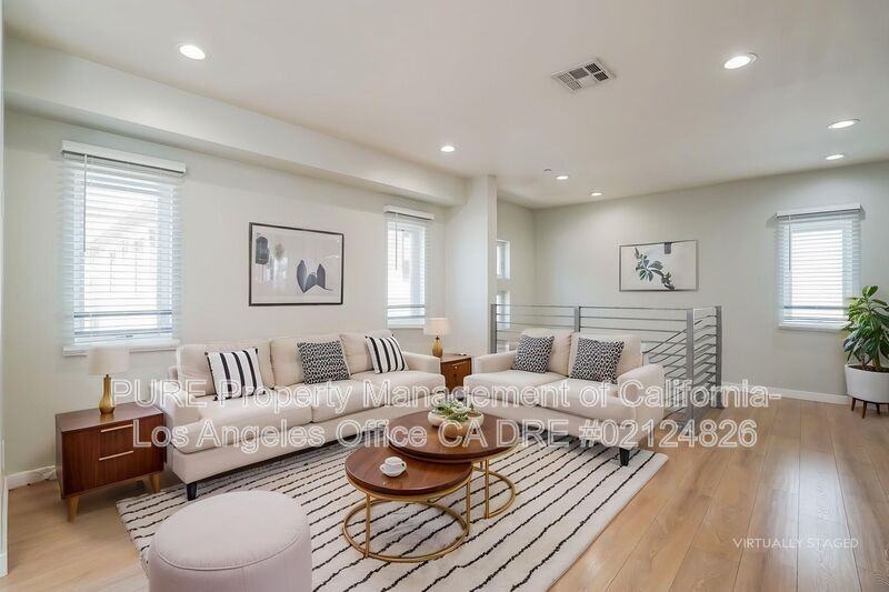 10706 Camarillo St #10708-5 - Photo 4 of 14