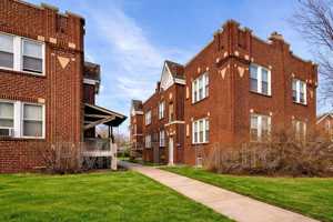 featured image of 3885 Meramec St #103