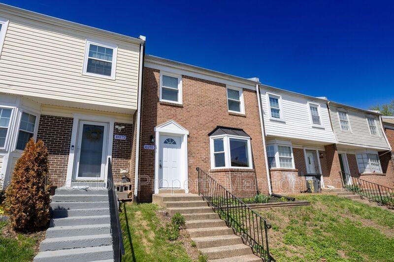 10270 Cub Run Ct - Photo 2 of 50