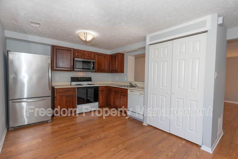 4686 Hercules Ln - Photo 5 of 26