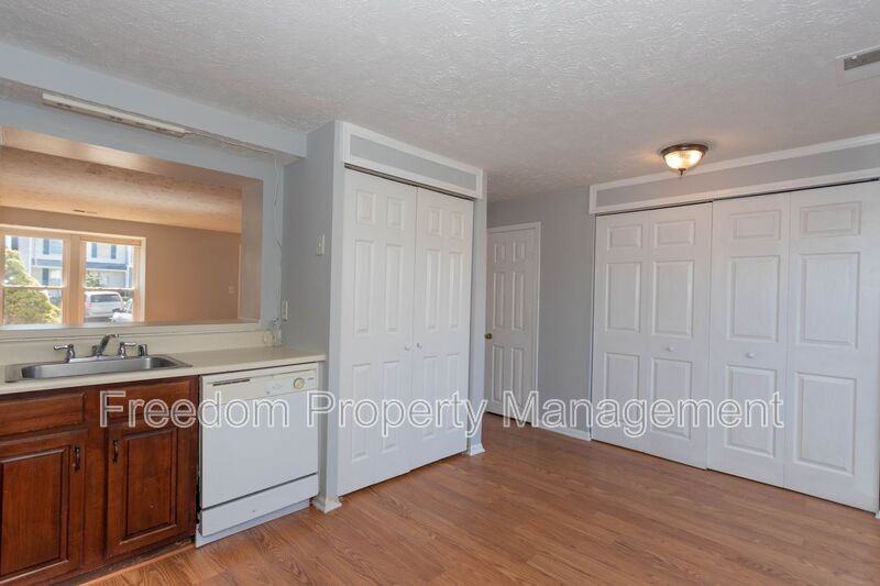 4686 Hercules Ln - Photo 7 of 26