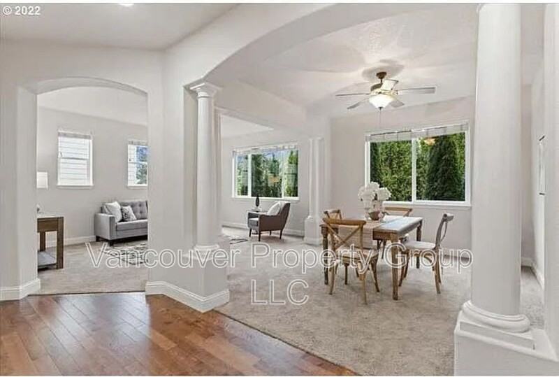 2310 Ne 158th Ave - Photo 5 of 29