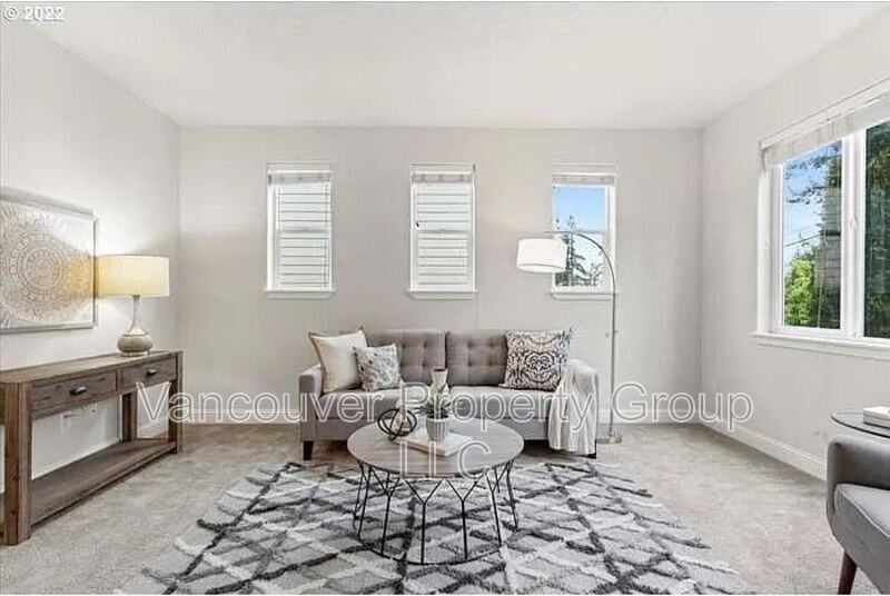 2310 Ne 158th Ave - Photo 7 of 29