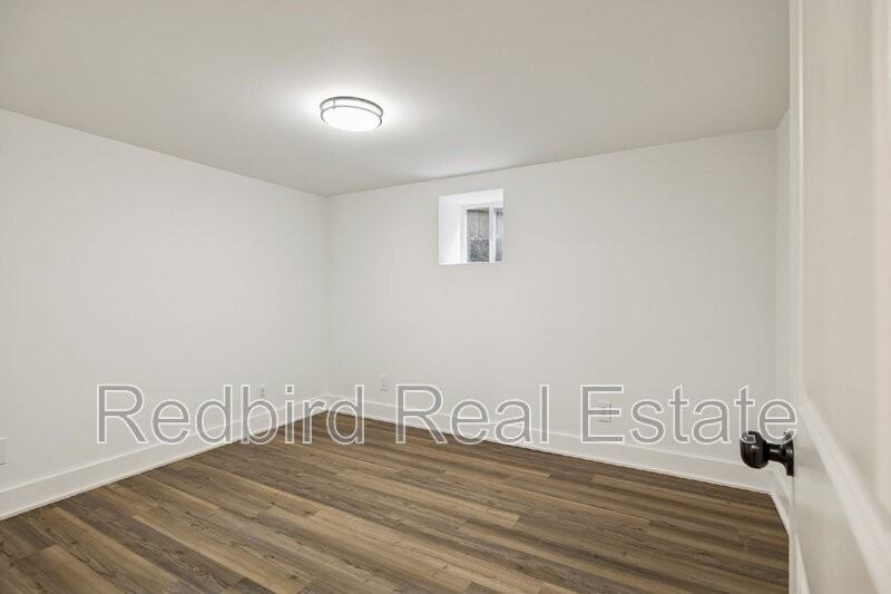 611 S 12th St #B - Photo 4 of 23