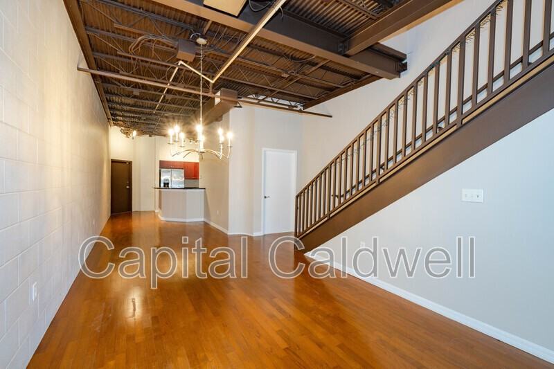 1615 E 5th Ave #1 - Photo 6 of 29