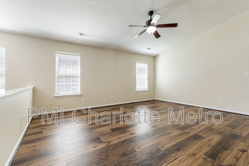 3807 Crimson Wing Dr - Photo 6 of 24