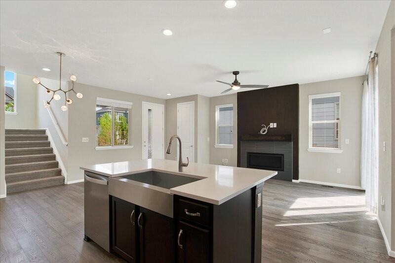 9318 E 58th Dr - Photo 5 of 18