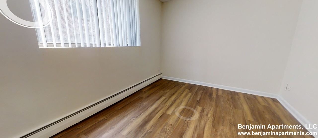 Whites Ave. & Main Street #11 - Photo 7 of 11