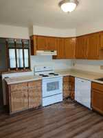 featured image of 600 S Westland Dr #B