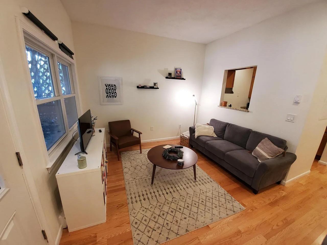 28 E Springfield St #2 - Photo 5 of 37