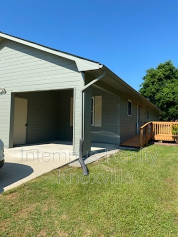 6517 Bay Circle Dr - Photo 6 of 40