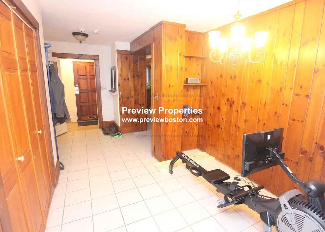 Braemore Rd #1A - Photo 5 of 16