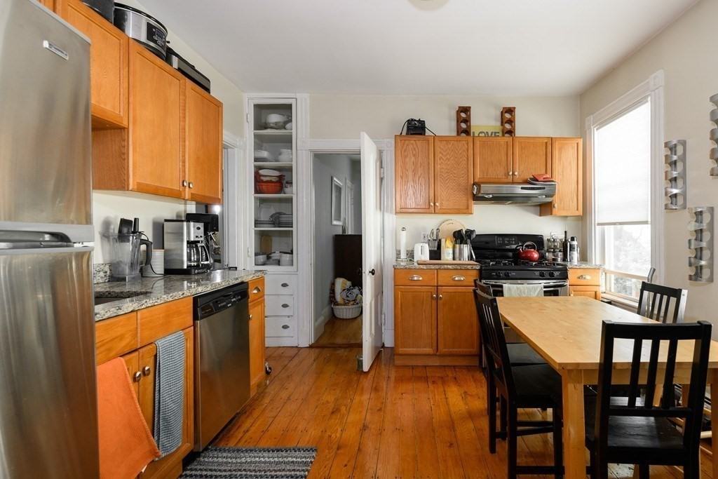 48 Eustis St #6 - Photo 6 of 15