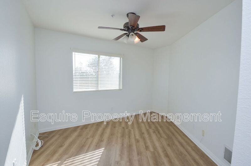 2713 Antonio Dr #208 - Photo 5 of 18