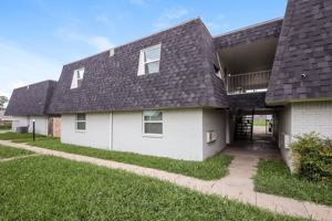 featured image of 2111 Nw Lindy Ave