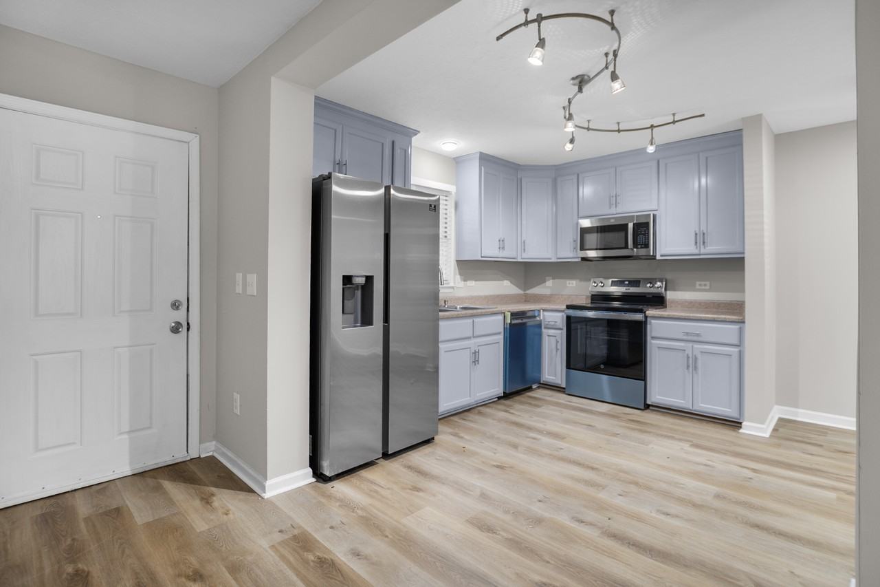 2020 Lasalle St #2020 - Photo 2 of 14