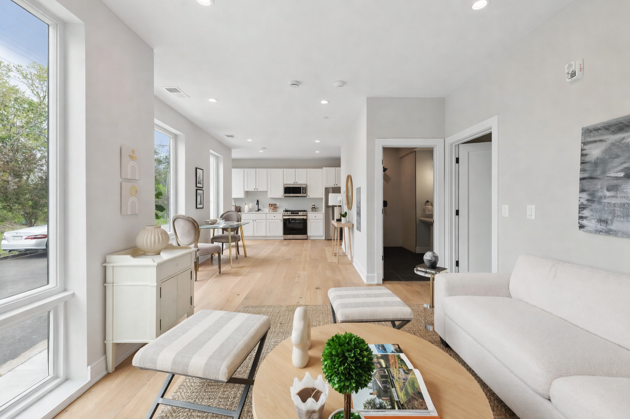 1955 Fairlawn Ave Se #2A - Photo 2 of 14