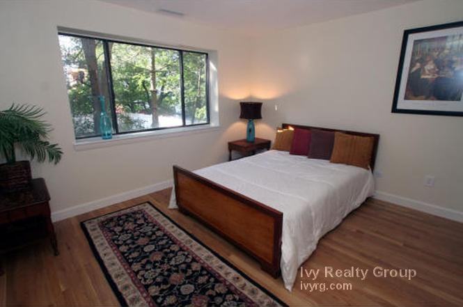 159 Concord Ave #2D - Photo 4 of 9