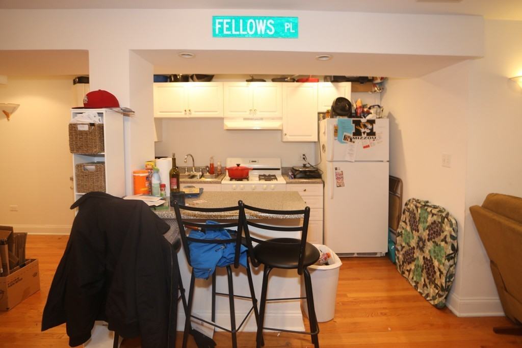 1434 W Belle Plaine Ave #CN - Photo 3 of 20