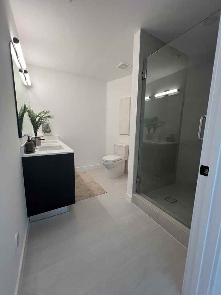 2754 Nw 17th St #323 - Photo 3 of 7