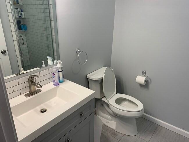 153 Chestnut St #1 - Photo 3 of 11