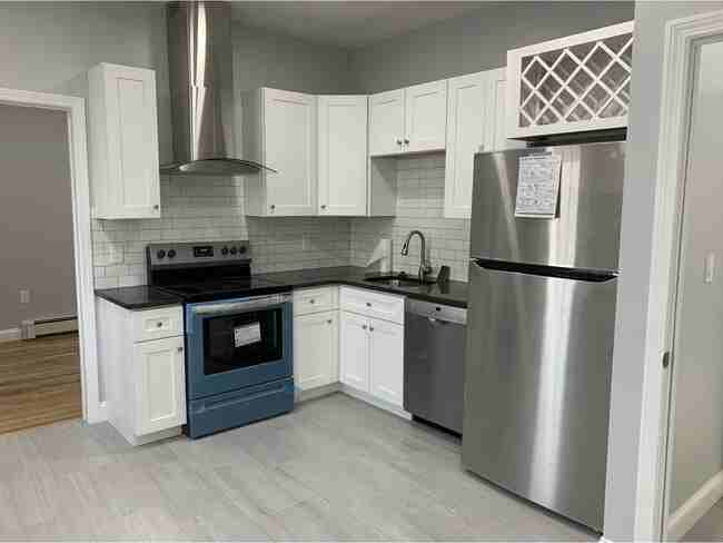 153 Chestnut St #1 - Photo 6 of 11