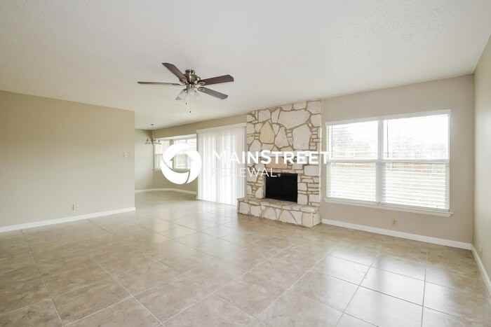 7110 Ridge Port Dr - Photo 2 of 15