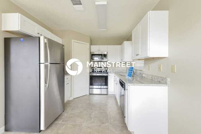 7110 Ridge Port Dr - Photo 7 of 15