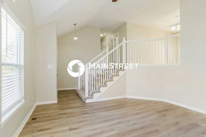 1001 Madelyn Dr - Photo 6 of 17