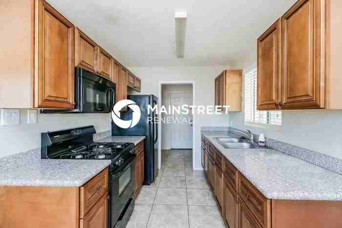 2235 E Nancy Ln - Photo 7 of 16