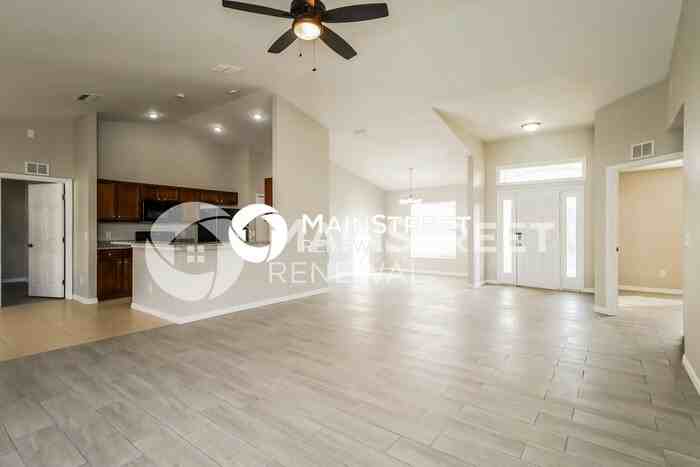 301 Majestic Gardens Dr - Photo 6 of 16