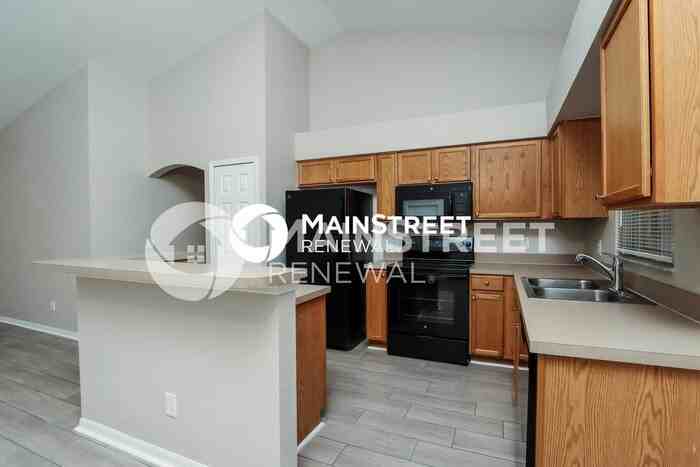 547 Gasparilla Ave Se - Photo 7 of 16