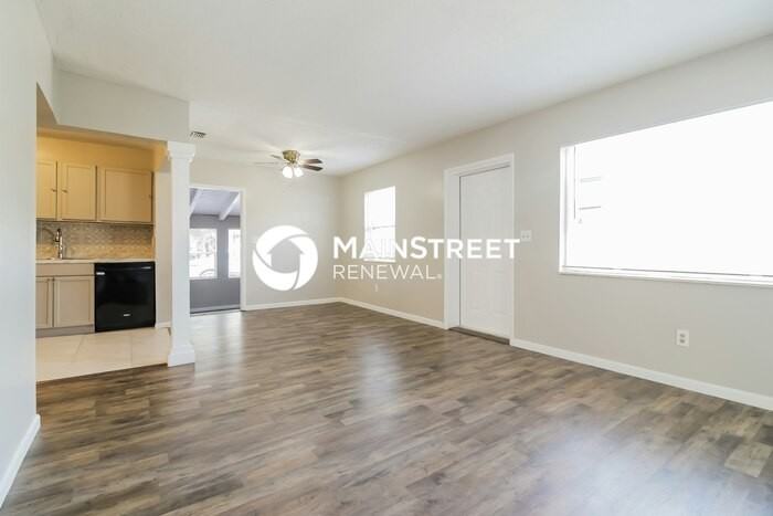 145 Alhambra St - Photo 4 of 16