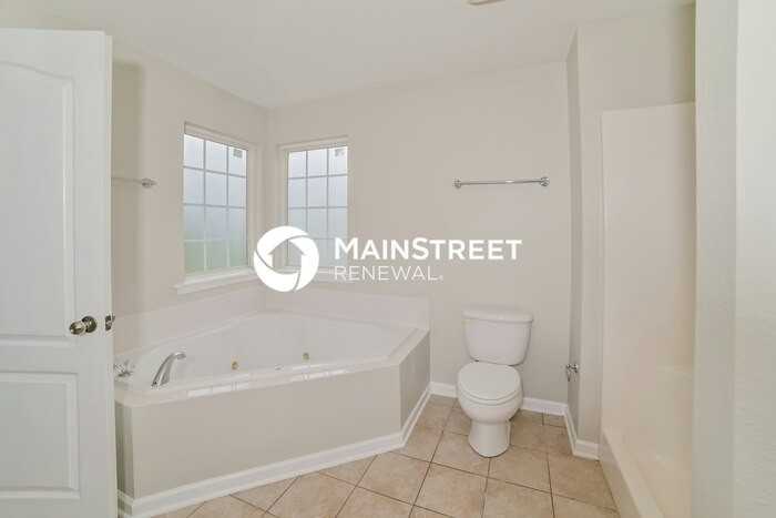 7736 Gilmore Ln - Photo 7 of 15